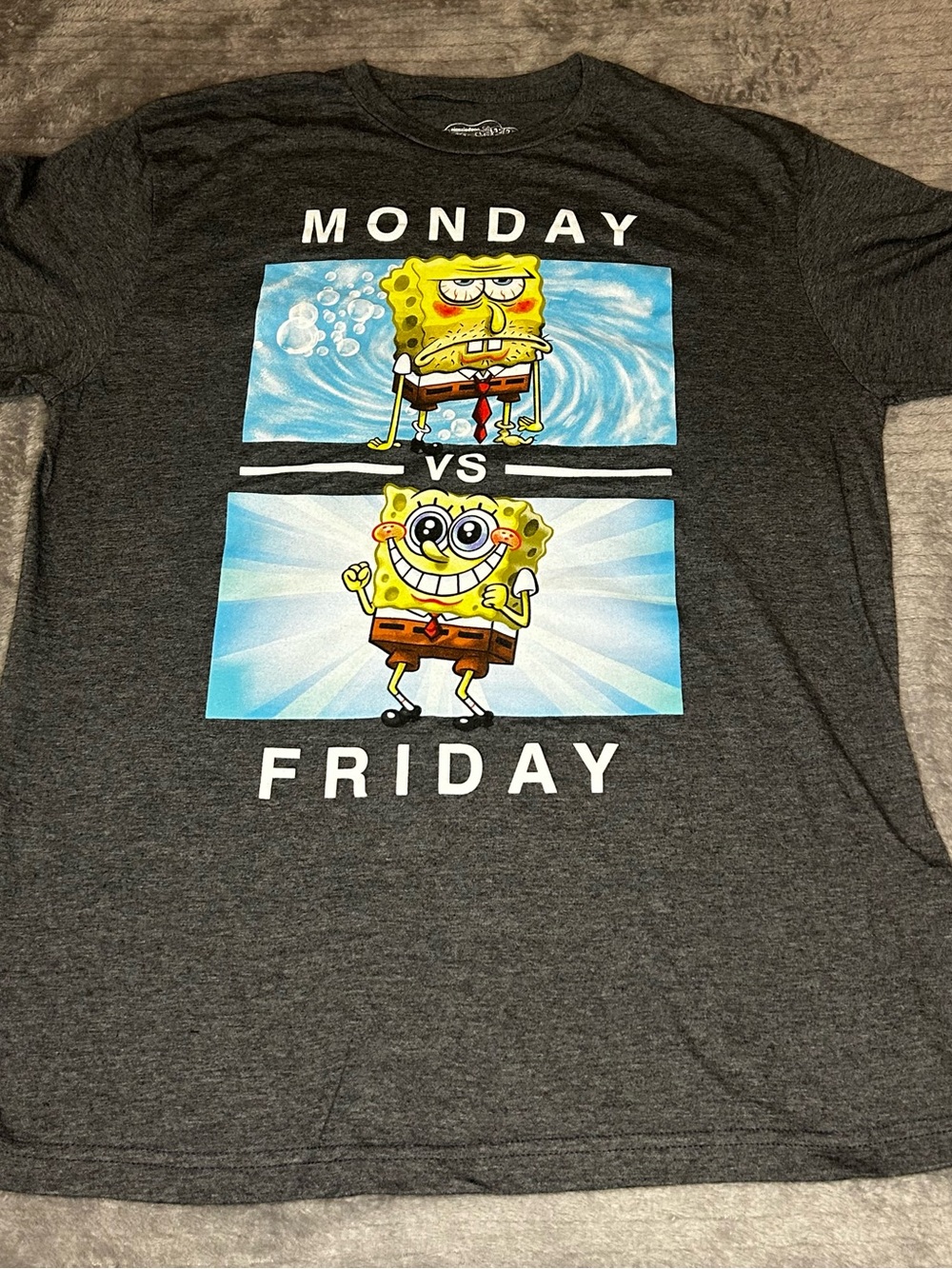 Spongebob SquarePants T-shirt Monday Vs Friday Mens Size Large